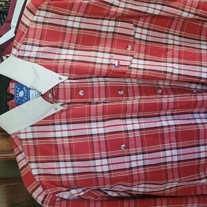 Texas Cotton Contemporary fit Extra long tail Plaid long sleeve shirt. Size L